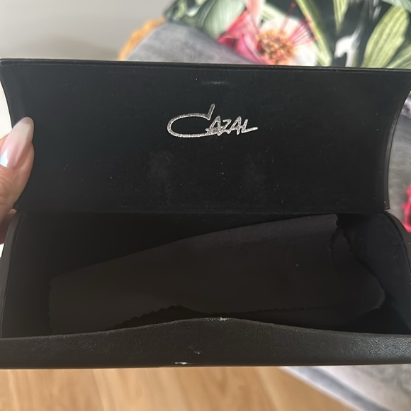 Cazal tortoise shell sunglasses - Picture 9 of 10